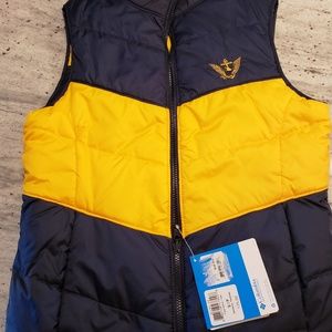 Columbia NAVY Vest all writing embroidered NWT